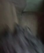 شرموطه مع اخوها ماسكه زبره و تدعك فيه و تقوله بتحب تنيك أختك